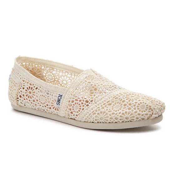 toms moroccan crochet white